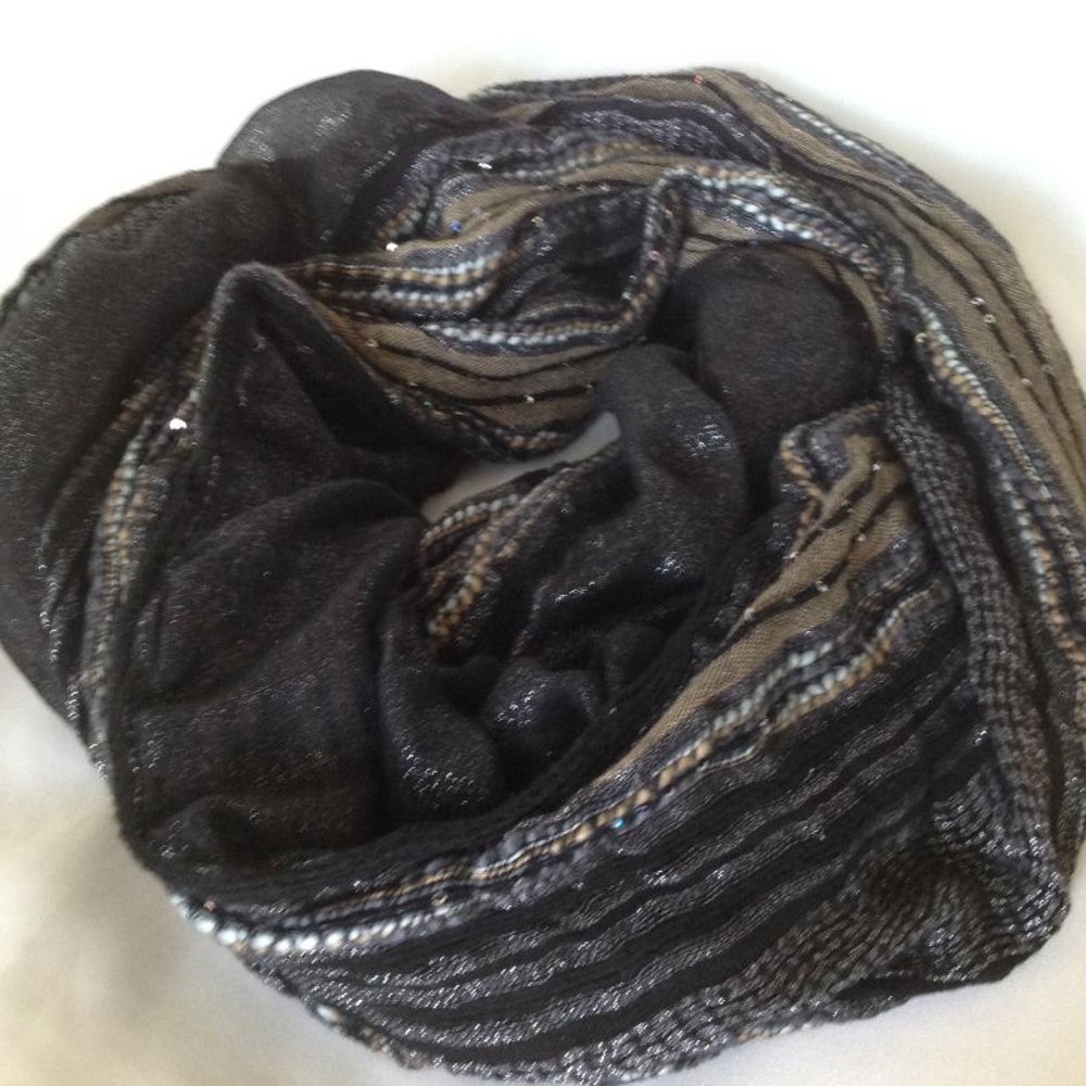 Black & Tan Infinity Scarf w/Metallic Thread